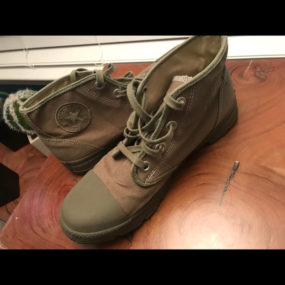 olive green converse boots